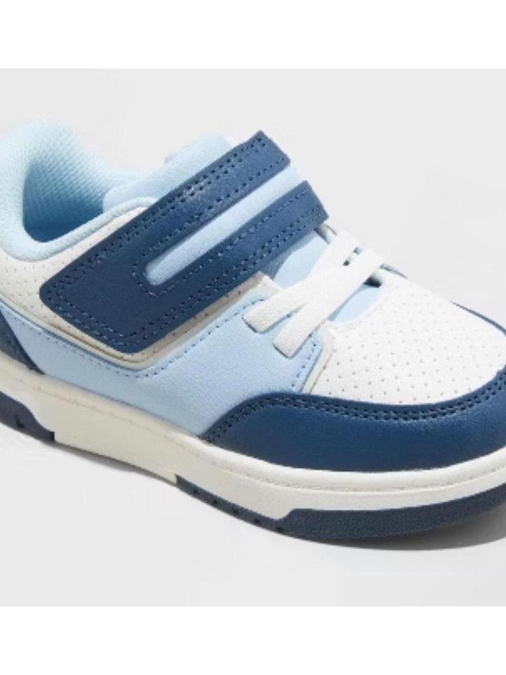 Cat & Jack boys sneakers